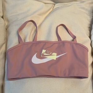 NIKE sports bra